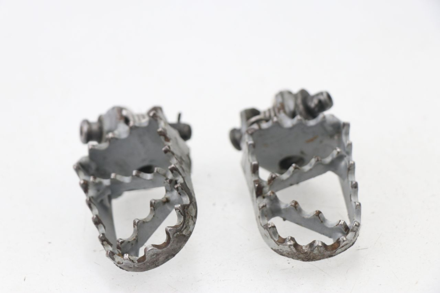 photo de PAIR FRONT FOOTREST KTM SX 65 (2003 - 2008) - Product overview