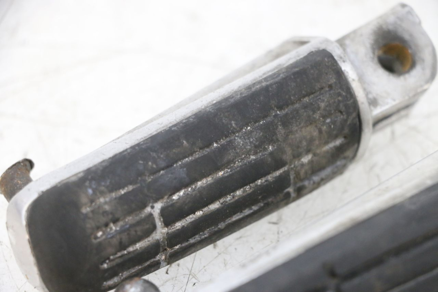 photo de PAIR FRONT FOOTREST YAMAHA TDM ABS 900 (2002 - 2014) - Markings and original references