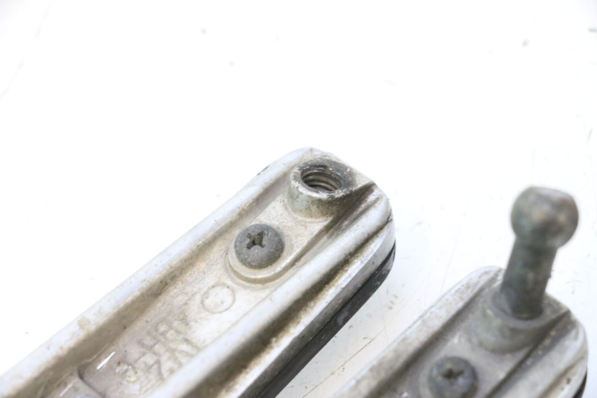 photo de PAIR FRONT FOOTREST YAMAHA TDM ABS 900 (2002 - 2014) - Technical close-up