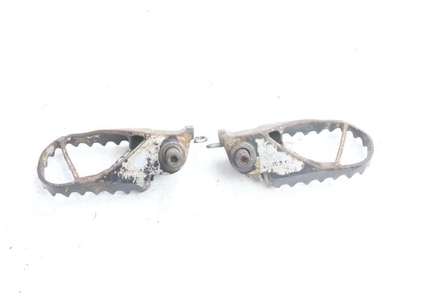 photo de PAIR FRONT FOOTREST HUSABERG TE 250 (2011 - 2014) - Checked used part