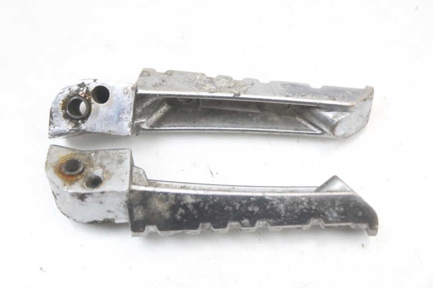 photo de PAIR FRONT FOOTREST KEEWAY TX 50 (2008 - 2015) - Technical close-up