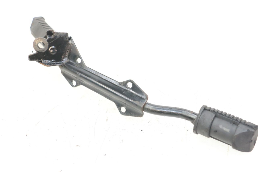 photo de PAIR FRONT FOOTREST SYM XS 125 (2007 - 2016) - Fixing points details