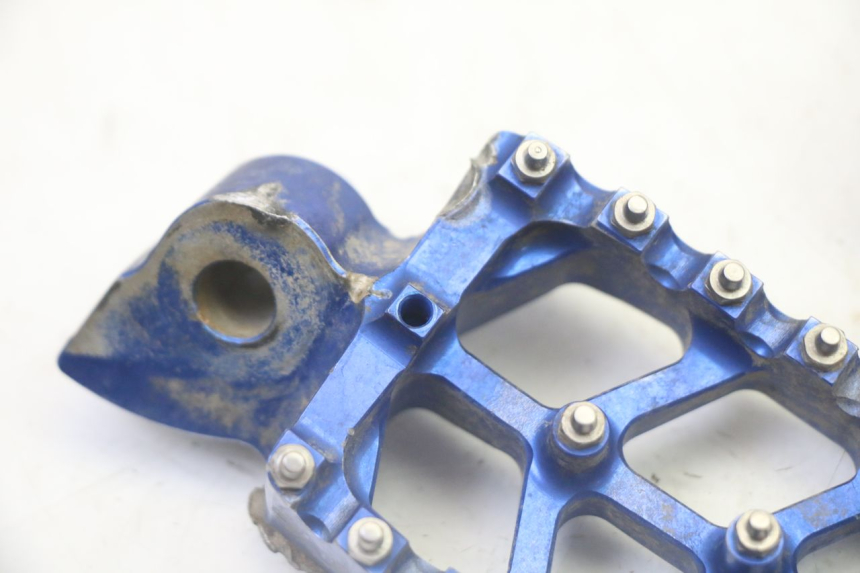 photo de PAIR FRONT FOOTREST YAMAHA YZ-F YZF 250 (2014 - 2018) - Product overview