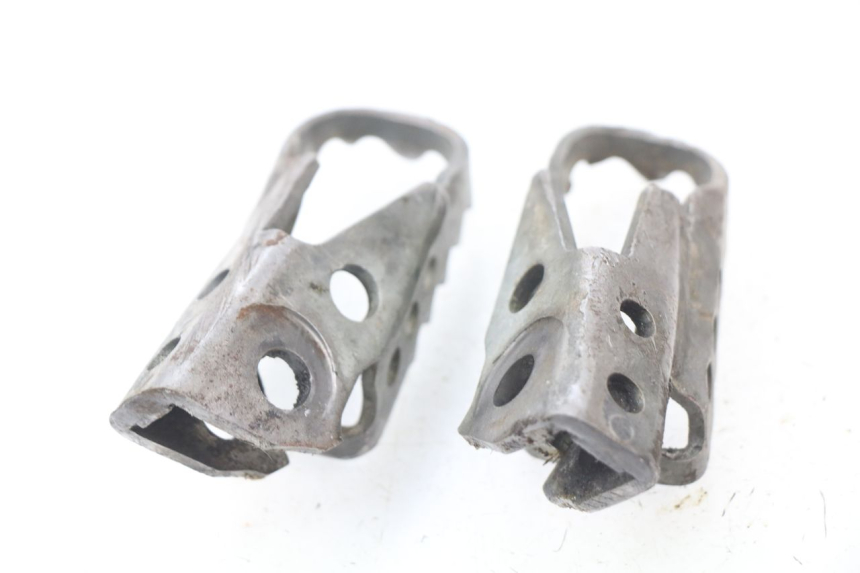 photo de PAIR FRONT FOOTREST YAMAHA YZ 80 (1998 - 2001) - Component detail
