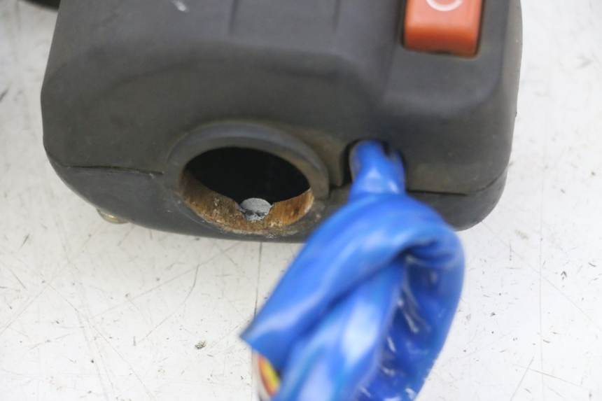 photo de HAND SWITCHES KYMCO AGILITY 4T 50 (2005 - 2018) - Additional view of the item