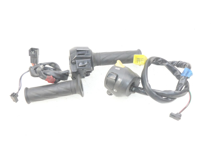 photo de HANDLEBAR SWITCHES SUZUKI BURGMAN 125 (2007 - 2014) - Component detail