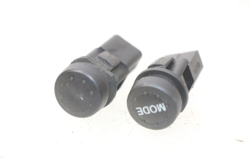 photo de HANDLEBAR SWITCHES PIAGGIO LIBERTY IGET S 125 (2016 - 2020) - Main view