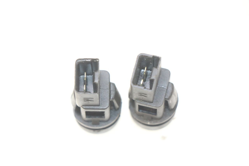 photo de HANDLEBAR SWITCHES PIAGGIO LIBERTY IGET S 125 (2016 - 2020) - Zoom on usage condition