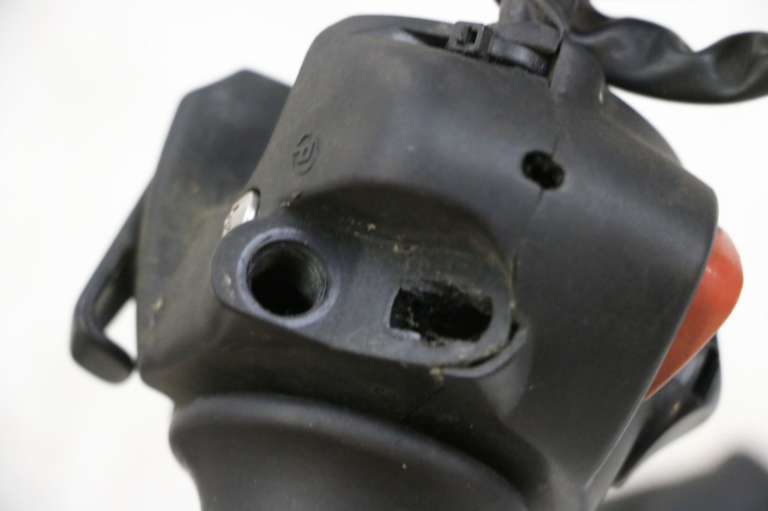 photo de HAND SWITCHES PEUGEOT SATELIS 125 (2013 - 2018) - Component detail