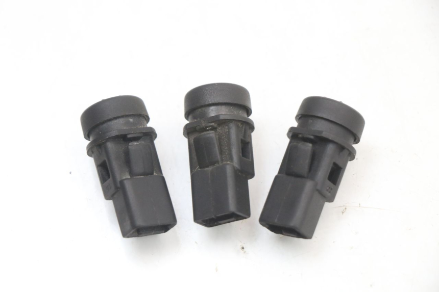 photo de HANDLEBAR SWITCHES PIAGGIO X8 125 (2004 - 2007) - Zoom on usage condition