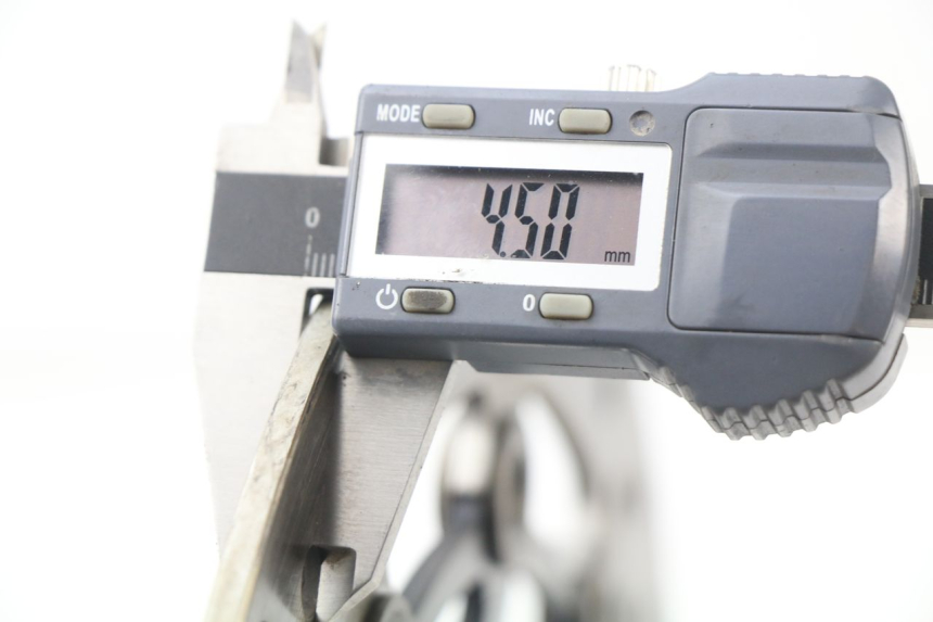 photo de PAIR FRONT BRAKE DISC HONDA CBR RR FIREBLADE 1000 (2006 - 2007) - Fixing points details