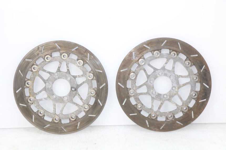 photo de PAIR OF FRONT BRAKE DISCS HONDA CBR RR FIREBLADE 900 (1992 - 1994) - Main view