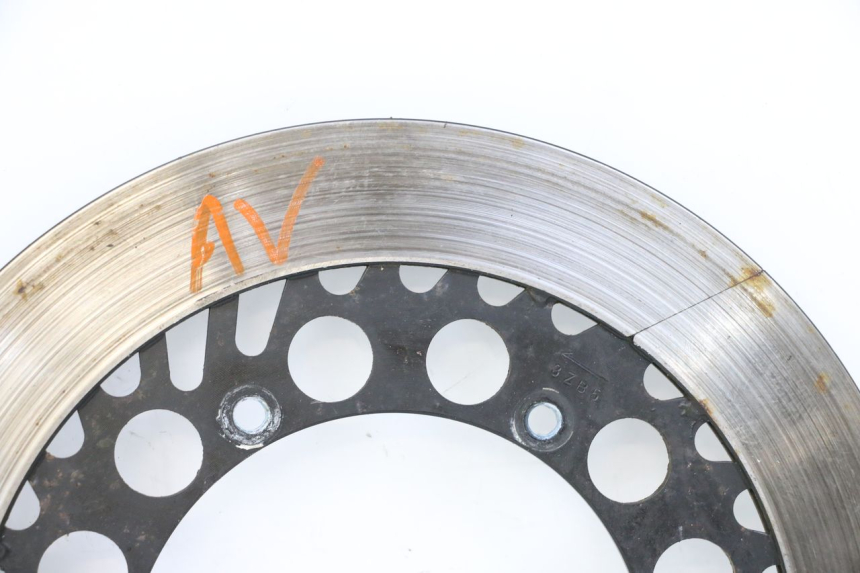 photo de PAIR FRONT BRAKE DISC YAMAHA FJ 36Y 1100 (1984 - 1985) - Supplementary product photo