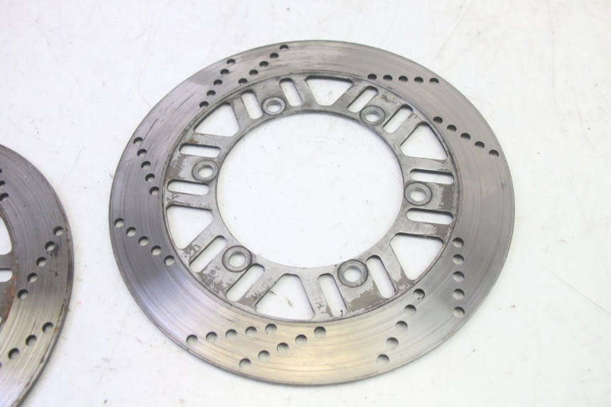 photo de PAIR FRONT BRAKE DISC KAWASAKI GPZ RX 1000 (1986 - 1988) - Alternative perspective