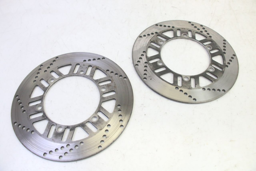 photo de PAIR FRONT BRAKE DISC KAWASAKI GPZ RX 1000 (1986 - 1988) - Technical close-up