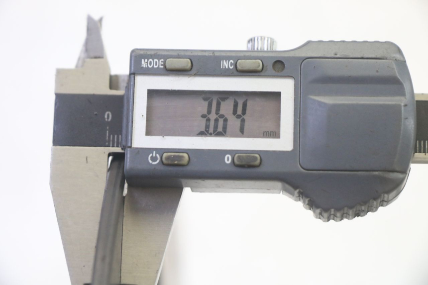 photo de PAIR FRONT BRAKE DISC PIAGGIO MP3 500 (2016 - 2018) - Surface and material condition