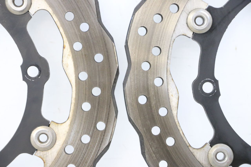 photo de PAIR FRONT BRAKE DISC YAMAHA TRACER 7 700 (2020 - 2024) - Component zoom