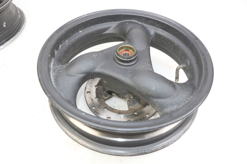 photo de PAIR OF RIMS KYMCO AGILITY 4T 50 (2005 - 2018) - Zoom on usage condition