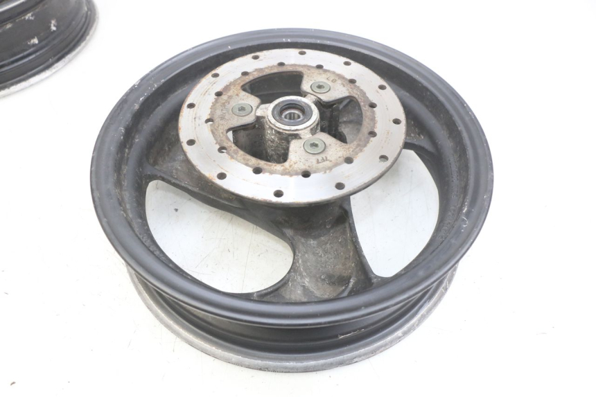 photo de PAIR OF RIMS KYMCO AGILITY 4T 50 (2005 - 2018) - Alternative perspective