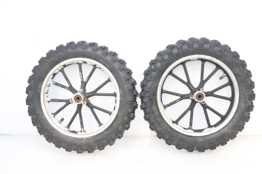 photo de RIMS PAIR ORION DELTA DIRT BIKE 50 - High-resolution close-up