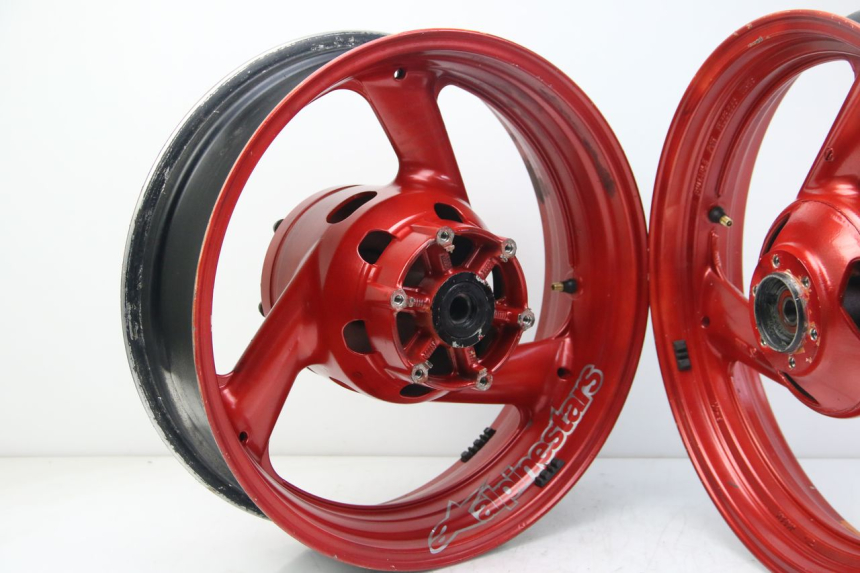 photo de PAIR OF RIMS YAMAHA FZS FAZER 600 (2001 - 2003) - Component detail