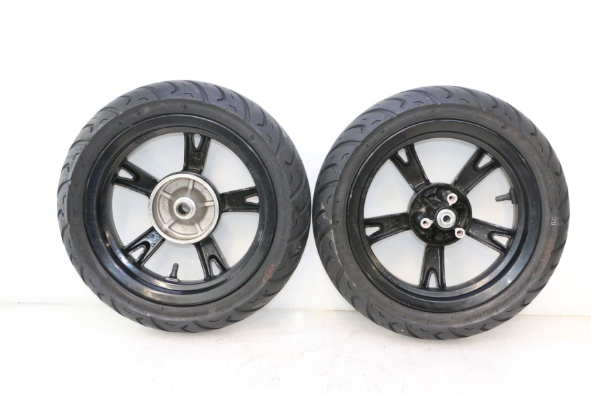 photo de PAIR OF RIMS PEUGEOT KISBEE 4T 50 (2018 - 2022) - Used quality zoom
