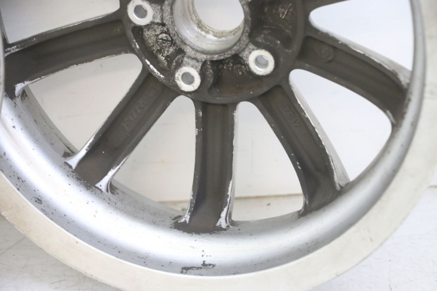 photo de WHEEL SET PIAGGIO MP3 LT 300 (2010 - 2016) - Fixing points details