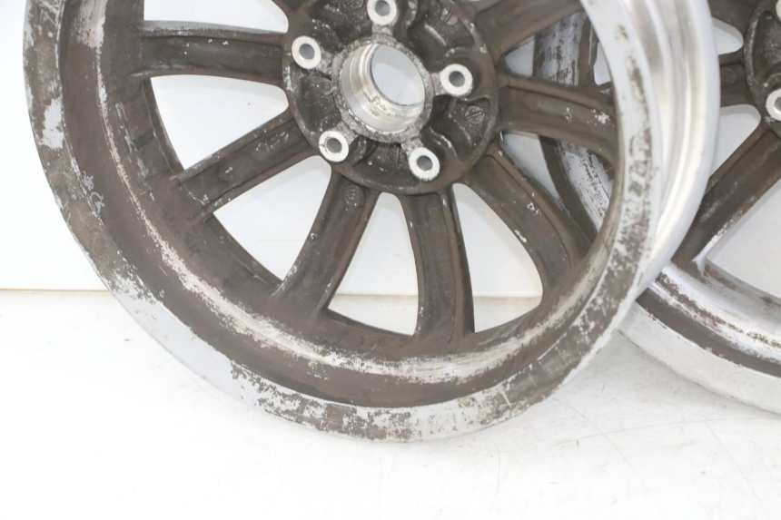 photo de PAIR OF RIMS PIAGGIO MP3 LT 300 (2010 - 2016) - Checked used part