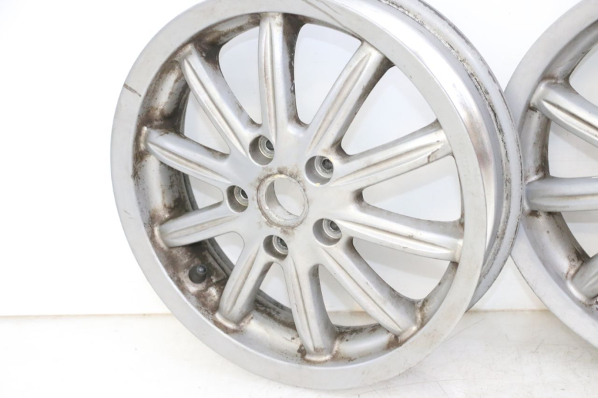 photo de PAIR OF RIMS PIAGGIO MP3 LT 300 (2010 - 2016) - Component zoom