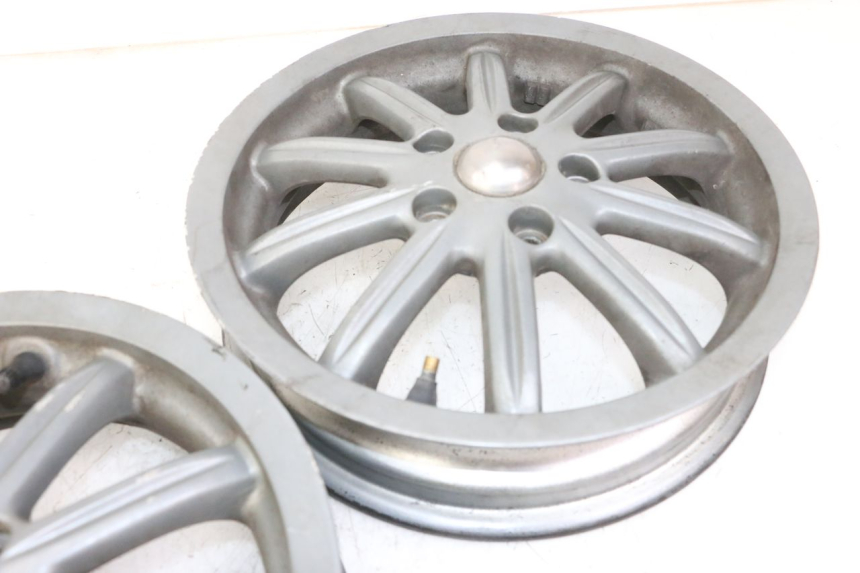 photo de RIMS PAIR PIAGGIO MP3 125 (2006 - 2014) - Component detail