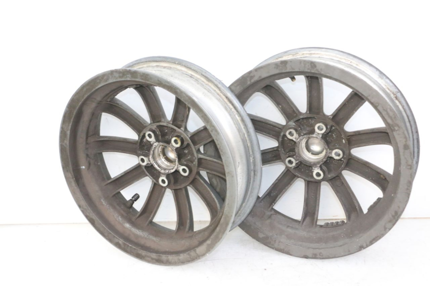 photo de RIMS PAIR PIAGGIO MP3 125 (2006 - 2014) - Fixing points details