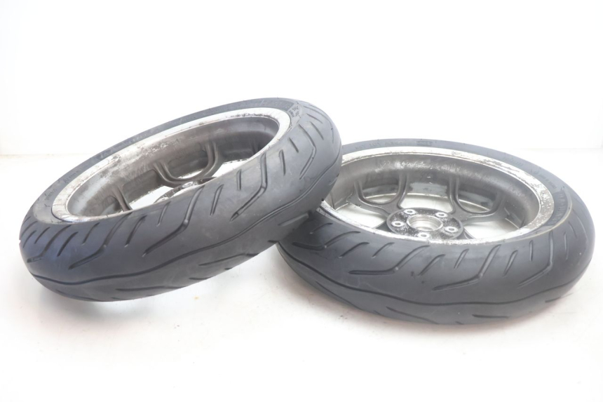 photo de RIMS PAIR PIAGGIO MP3 500 (2016 - 2018) - Technical close-up