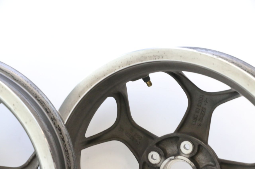 photo de RIMS PAIR PIAGGIO MP3 500 (2016 - 2018) - High-resolution close-up