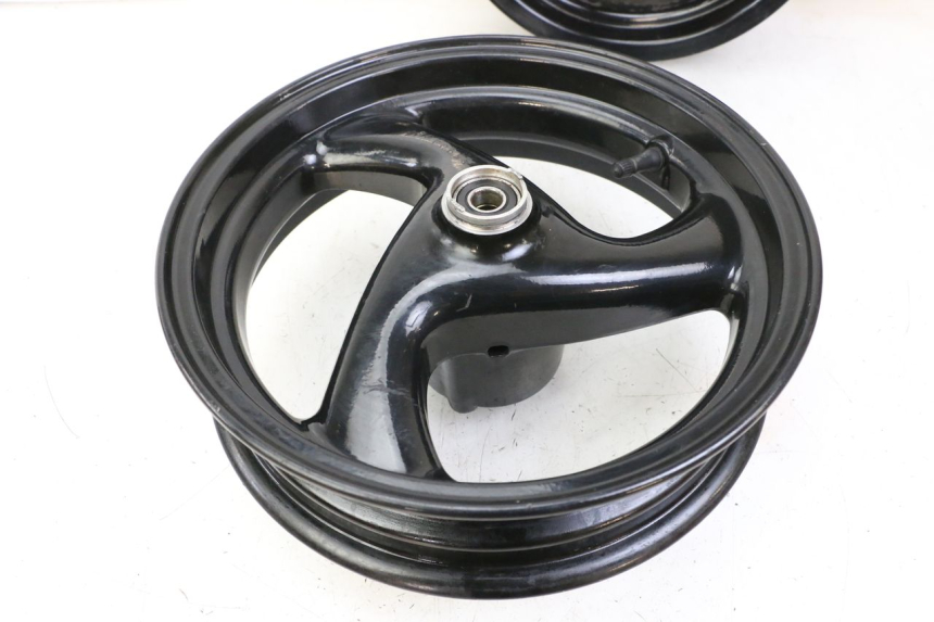 photo de RIMS PAIR PEUGEOT ELYSTAR 50 (2002 - 2014) - Distinctive features