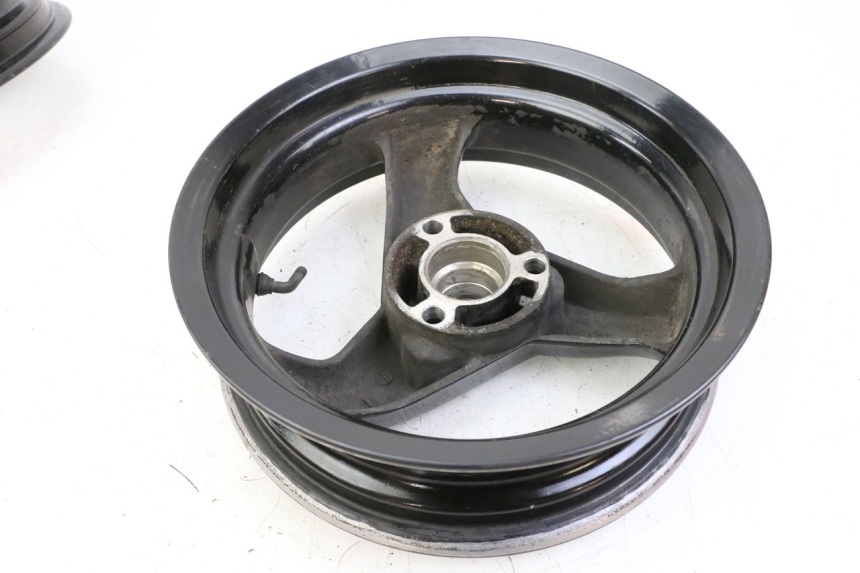 photo de RIMS PAIR PEUGEOT ELYSTAR 50 (2002 - 2014) - Fixing points details