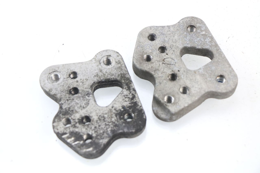 photo de PAIR FRONT MOUNT FOOTRESTS SUZUKI GSX-R GSXR 600 (2008 - 2010) - Component detail