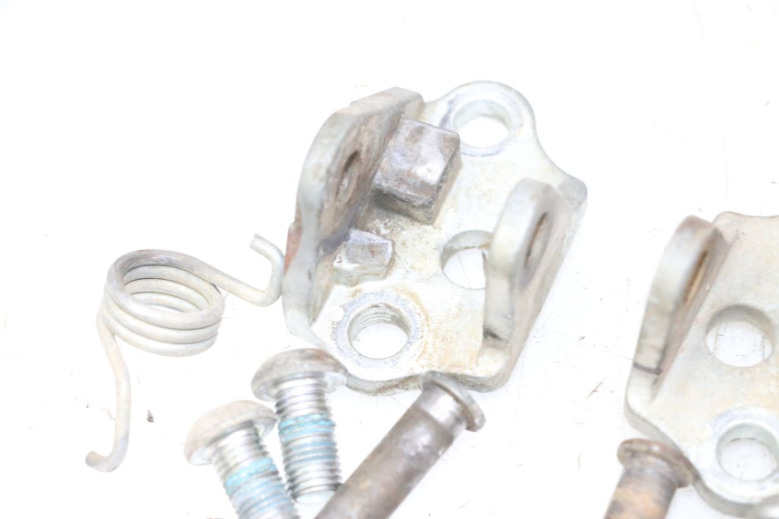 photo de PAIR FRONT MOUNT FOOTRESTS YAMAHA YZ-F YZF 250 (2014 - 2018) - Zoom on usage condition