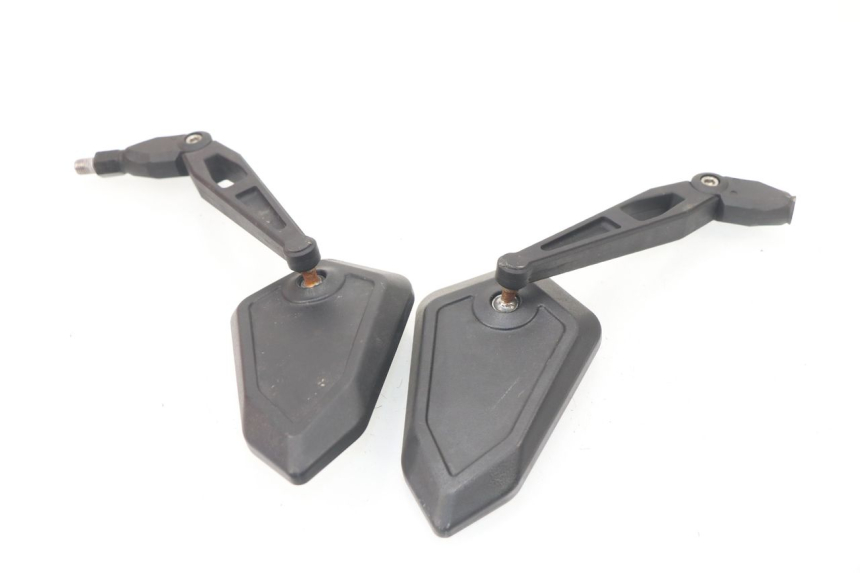 photo de MIRRORS HONDA CBF 500 (2004 - 2007) - Zoom on usage condition