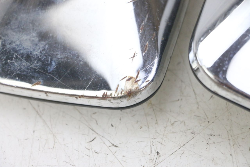 photo de MIRRORS HONDA CBF 500 (2004 - 2007) - Fixing points details