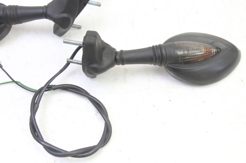 photo de MIRRORS HONDA CBR RR FIREBLADE 900 (1992 - 1994) - Surface and material condition