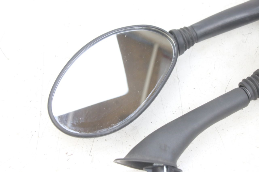 photo de PAIR OF REARVIEW MIRRORS PIAGGIO FLY 125 (2005 - 2012) - Surface and material condition