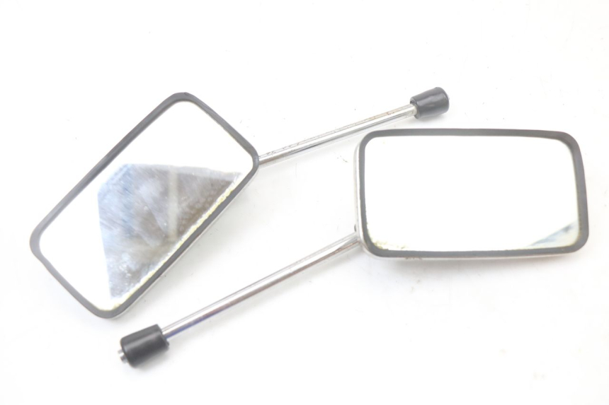 photo de MIRRORS SUZUKI GN 125 (1997 - 2000) - Main view