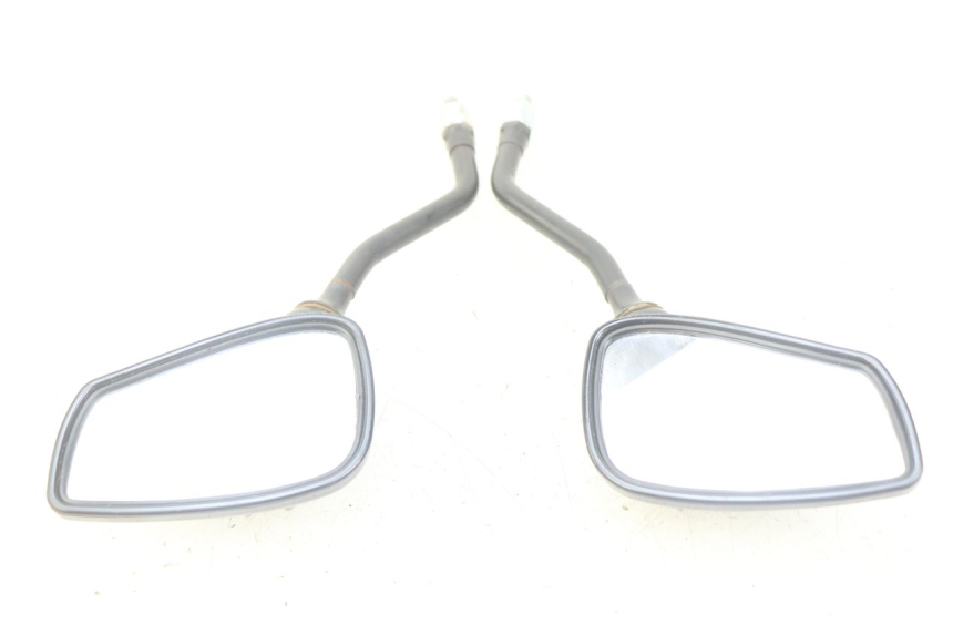 photo de PAIR OF REARVIEW MIRRORS REVATTO IMPERATOR 125 (2007 - 2015) - Zoom on usage condition