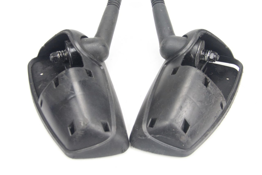 photo de MIRRORS PEUGEOT SATELIS 125 (2013 - 2018) - Fixing points details