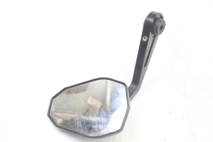 photo de MIRRORS SUZUKI GSR 750 (2011 - 2017) - Zoom on usage condition