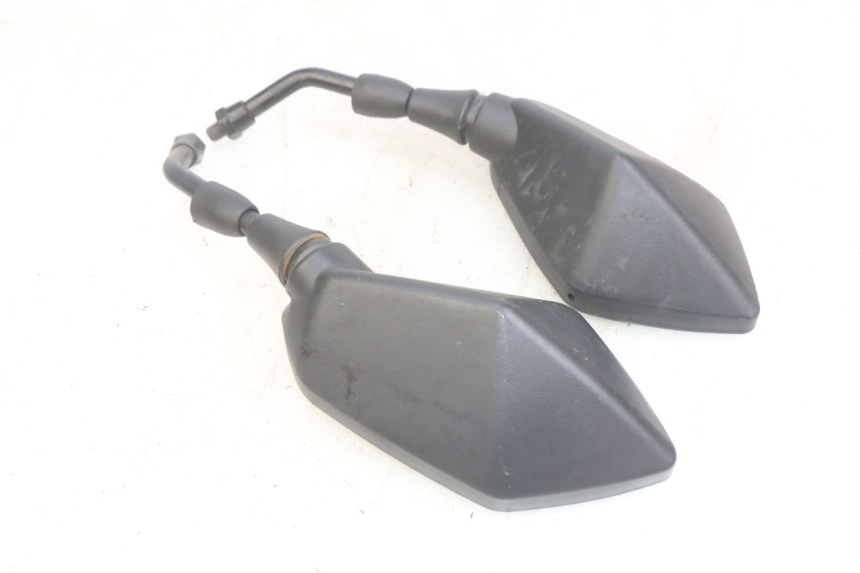 photo de PAIR OF REARVIEW MIRRORS DAELIM VJ ROADWIN FI 125 (2008 - 2017) - Zoom on usage condition