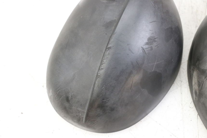 photo de PAIR OF REARVIEW MIRRORS YAMAHA YP MAJESTY 125 (2007 - 2010) - Surface and material condition