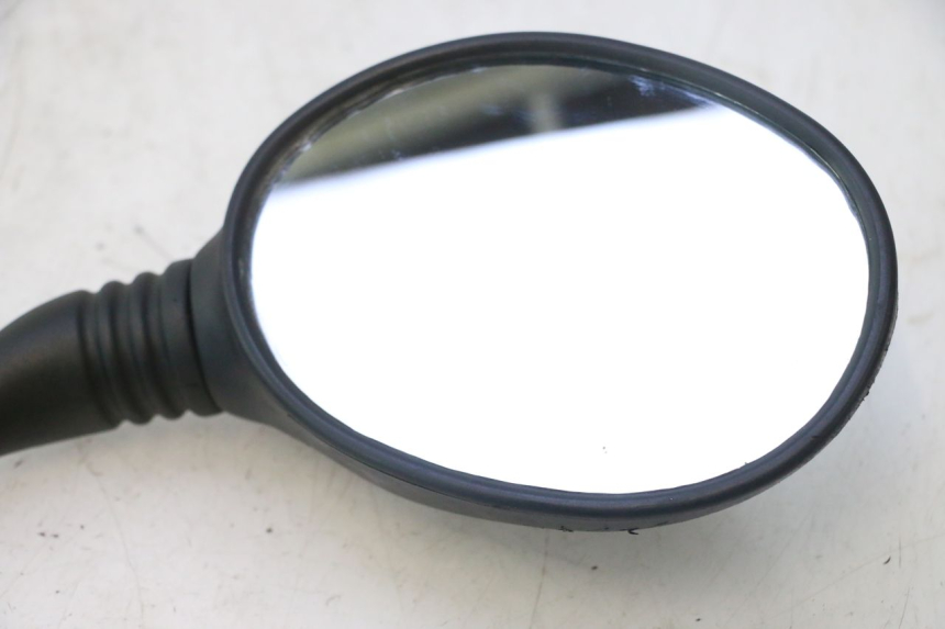 photo de MIRRORS YAMAHA YP MAJESTY 125 (1998 - 2001) - Zoom on usage condition