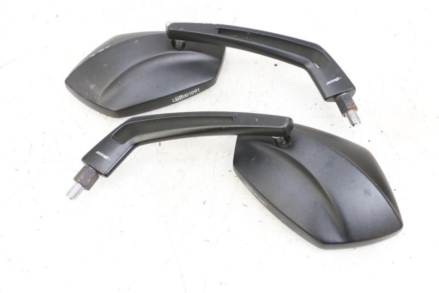 photo de MIRRORS KAWASAKI ZR 7 750 (1999 - 2004) - Additional view of the item