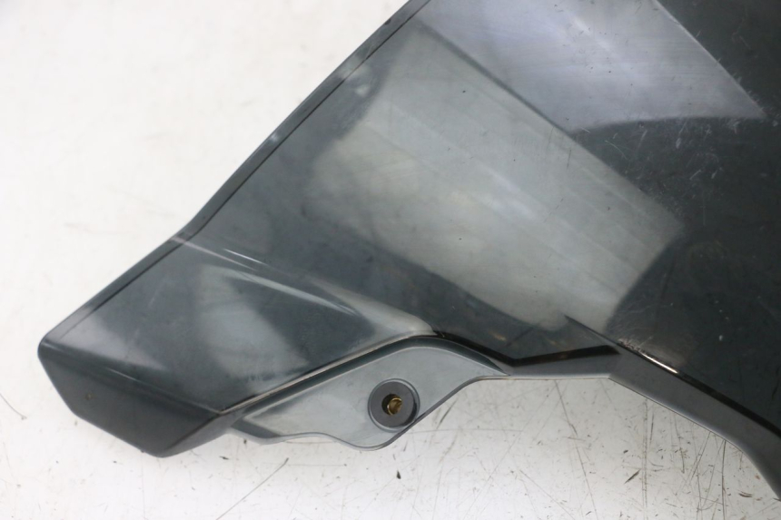 photo de WINDSCREEN BMW S RR ABS S1000RR 1000 (2015 - 2018) - High-resolution close-up